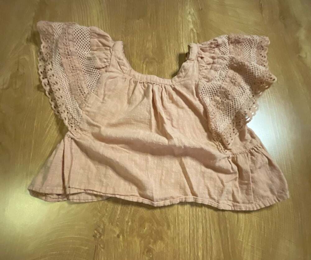 Old Navy Flutter-Sleeve Crochet-Lace Trim Peasant Blouse